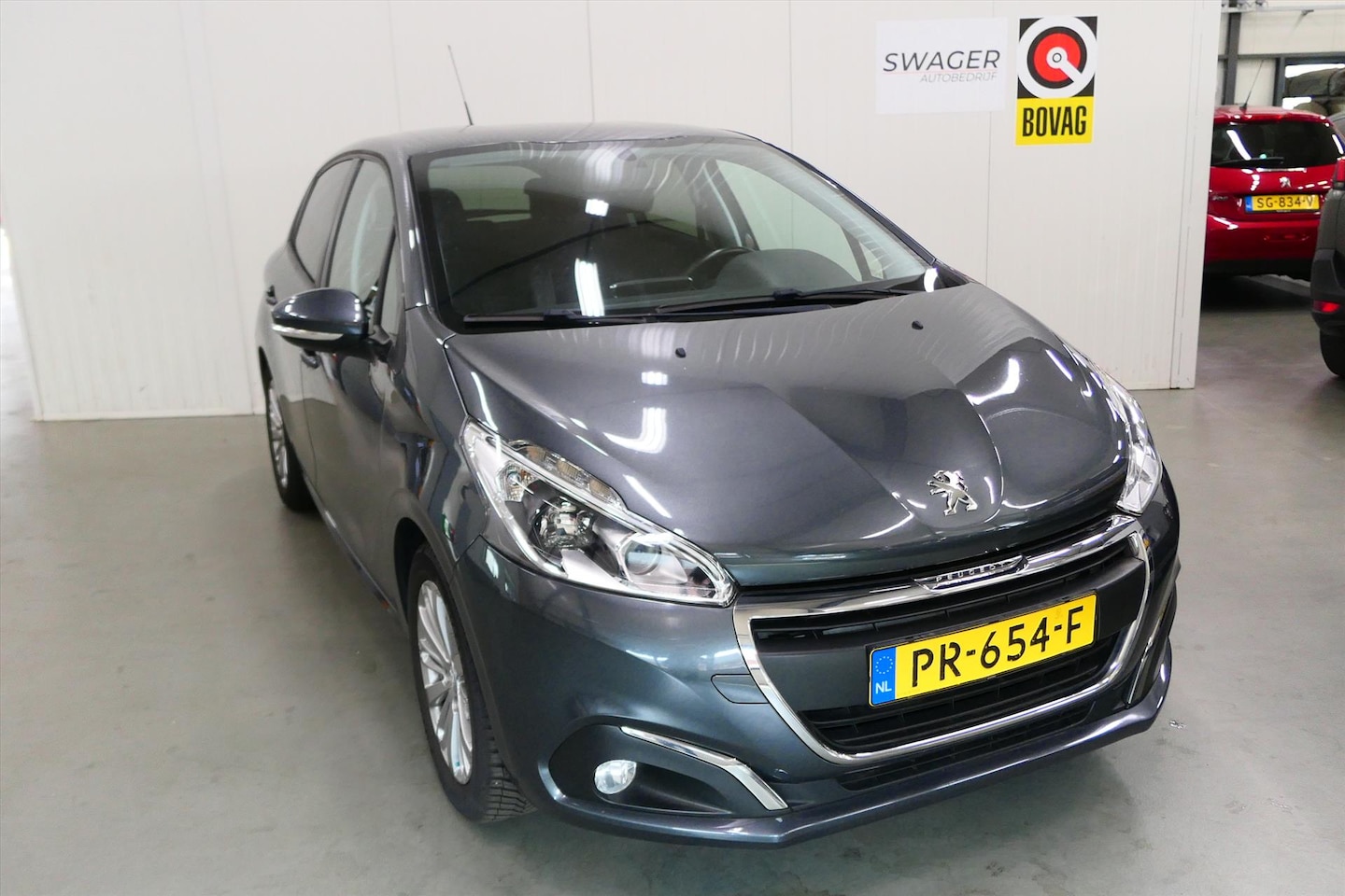 Peugeot 208 - 1.2 PureTech 82PK 5D Allure (Goed onderhouden) - AutoWereld.nl