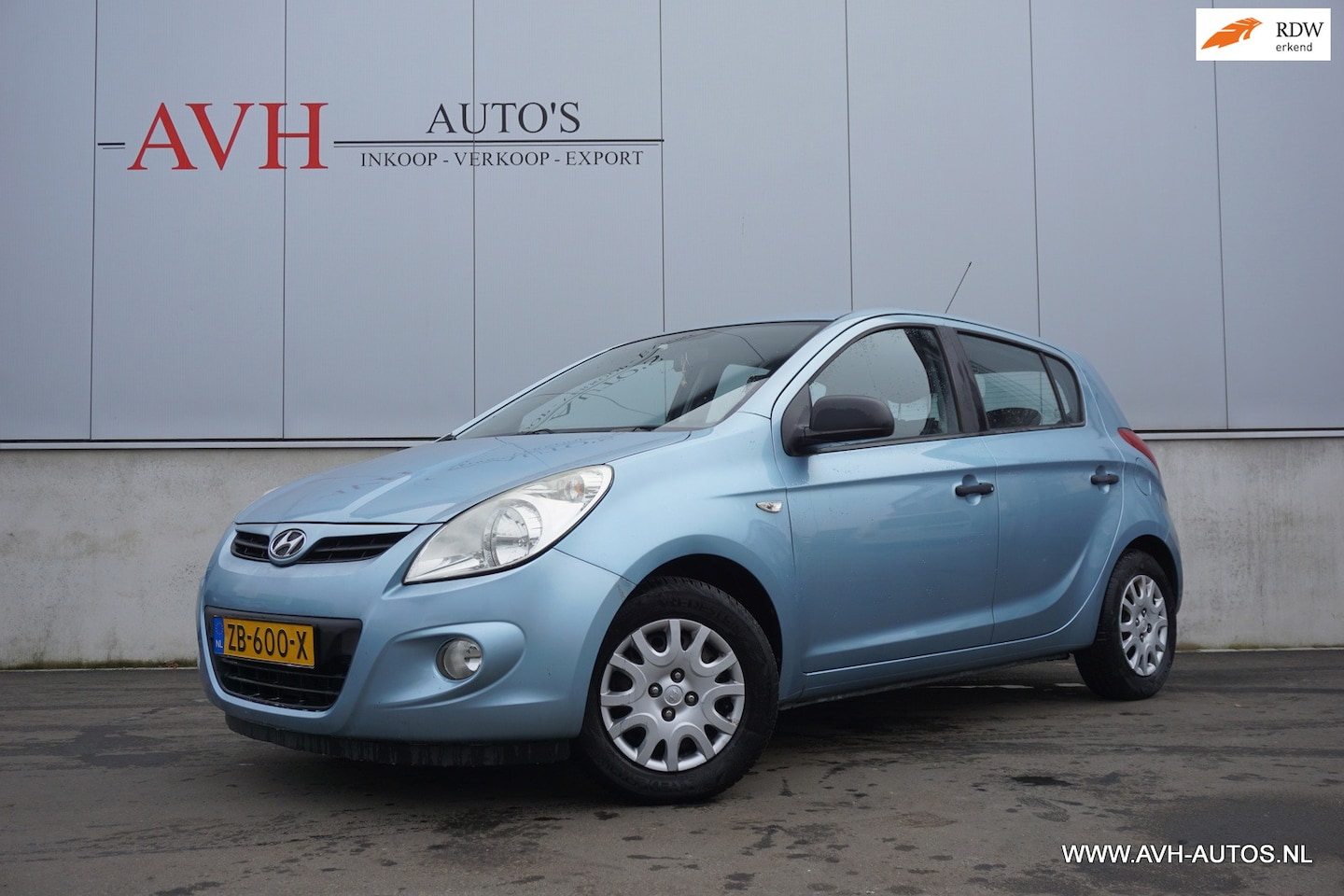 Hyundai i20 - 1.2i ActiveVersion Young 1.2i ActiveVersion Young - AutoWereld.nl