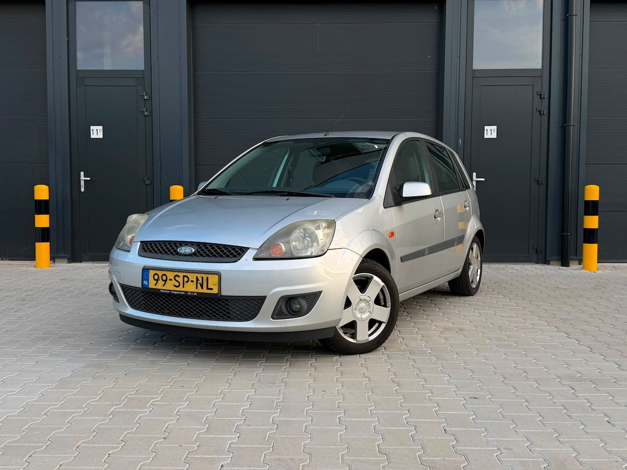 Ford Fiesta - 1.4-16V Futura - AutoWereld.nl