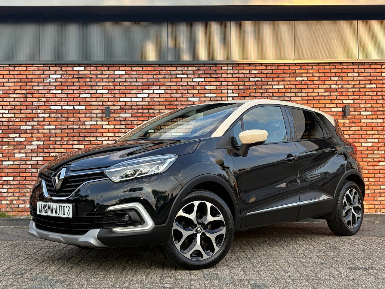 Renault Captur - 1.3 TCe Intens Automaat Nav/Cruise Camera 1Eig Hoogzitter 58405KM! - AutoWereld.nl
