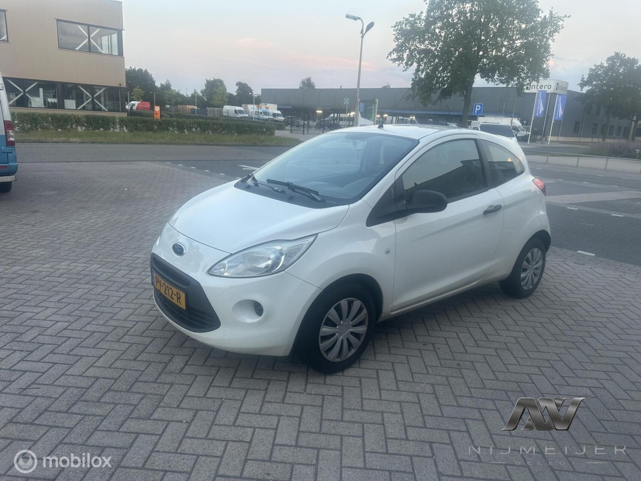 Ford Ka - 1.2 Cool & Sound start/stop nette rijklare auto - AutoWereld.nl