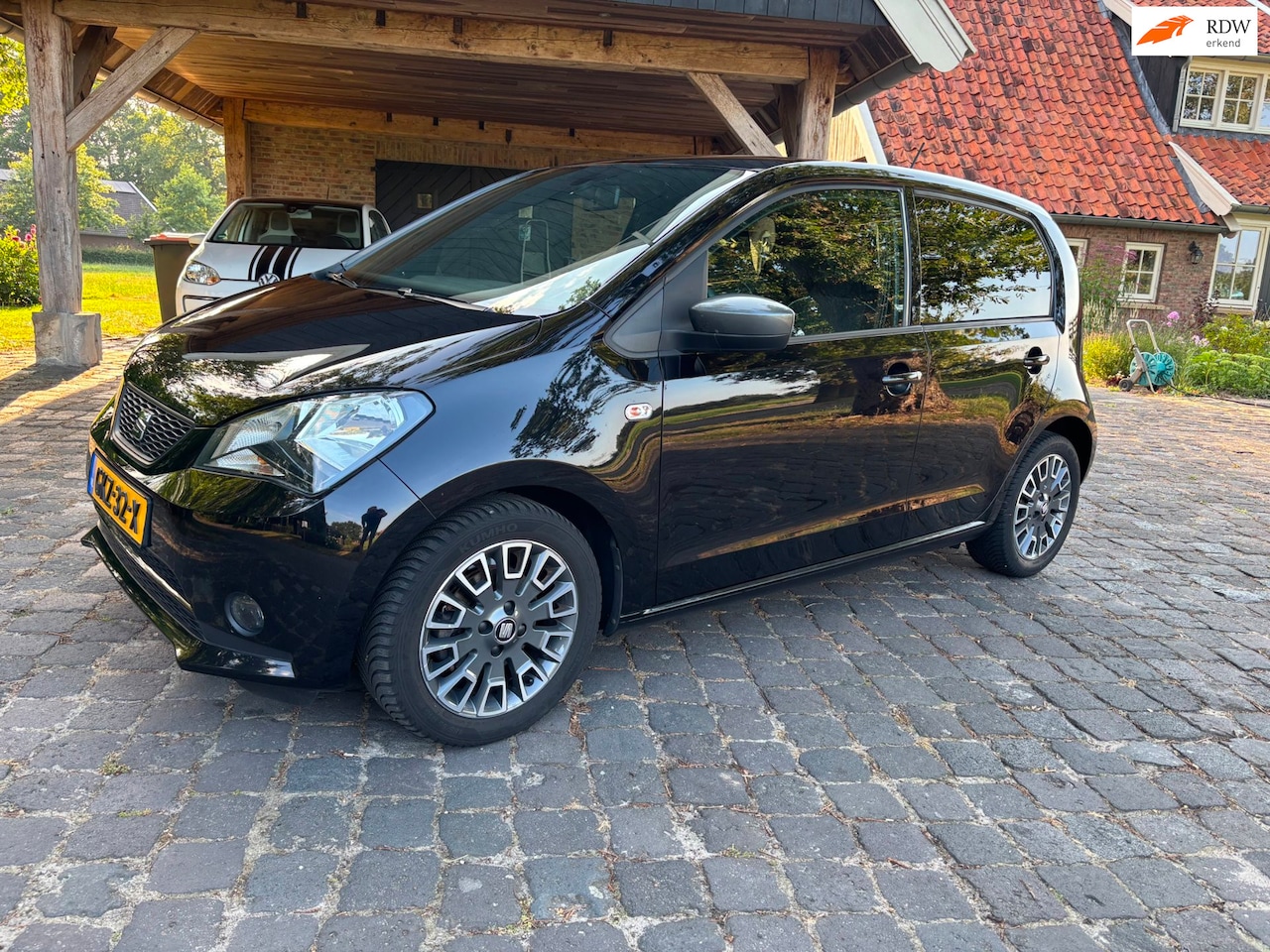 SEAT Mii - 1.0 Style Intense Sport - AutoWereld.nl