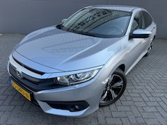 Honda Civic - 1.5 i-VTEC Elegance*STOEL VERWARMING*CRUISE*CAMERA*NAVI*182 PK