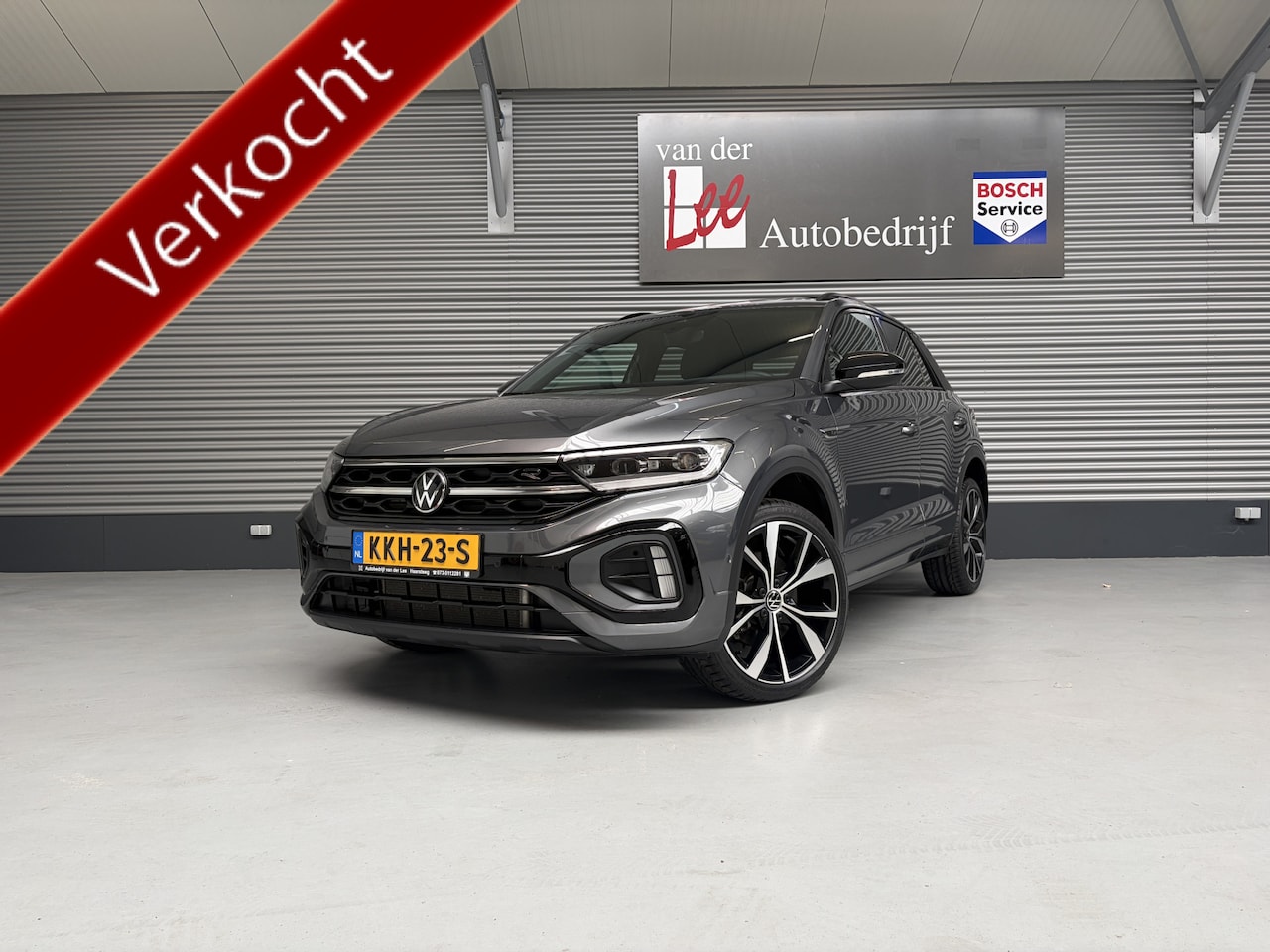 Volkswagen T-Roc - 1.5 TSI R-LINE/BLACK STYLE/PANO/IQ DRIVE/19 INCH/ENZ - AutoWereld.nl