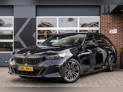 BMW 5-serie Touring - 530 530e xDrive M Sport Pro | Panorama | Driving Ass. + | 360 Camera | Head-Up | Harman/Ka