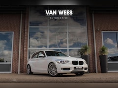 BMW 1-serie - 125i Upgrade Edition | Cruise control | Sportstuur | Stoelverwarming | 218 pk | Sportstoel