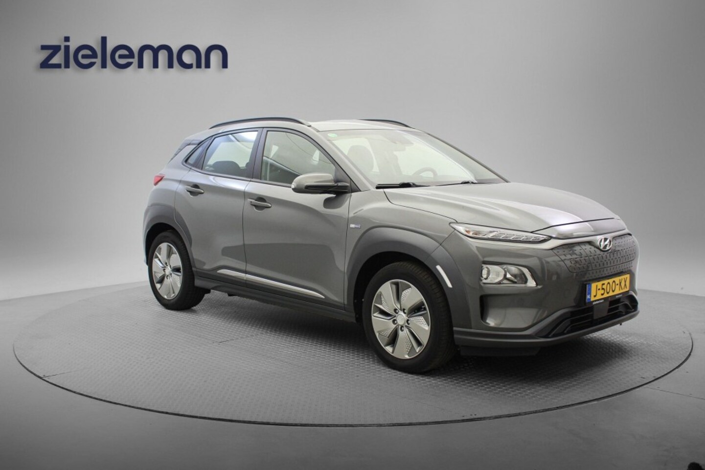 Hyundai Kona Electric - Comfort - Carplay, Camera, Keyless, SOH 96.4% - AutoWereld.nl