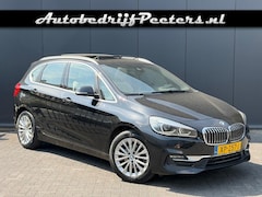 BMW 2-serie Active Tourer - 218i Aut. Pano LED Leder Camera Navi Cruise HUD Trekhaak NL-auto