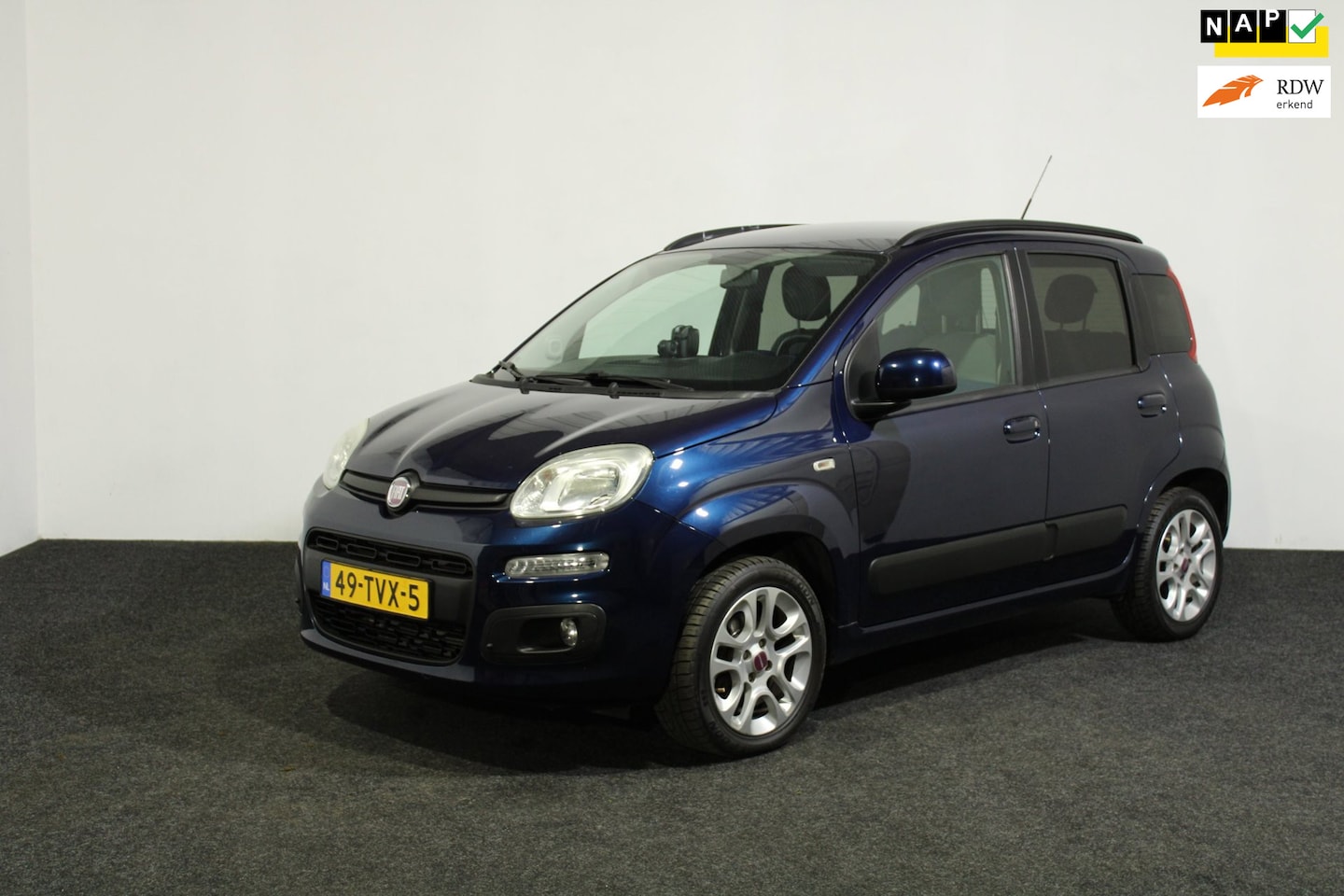 Fiat Panda - 0.9 TwinAir Lounge – Compact, Stijlvol en Zuinig! 2012 €4299.- Wordt afgeleverd inclusief - AutoWereld.nl