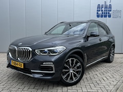 BMW X5 - xDrive30d High Executive X-Line Luchtvering Individual Tartufo leder Trekhaak 3500 kg Pano