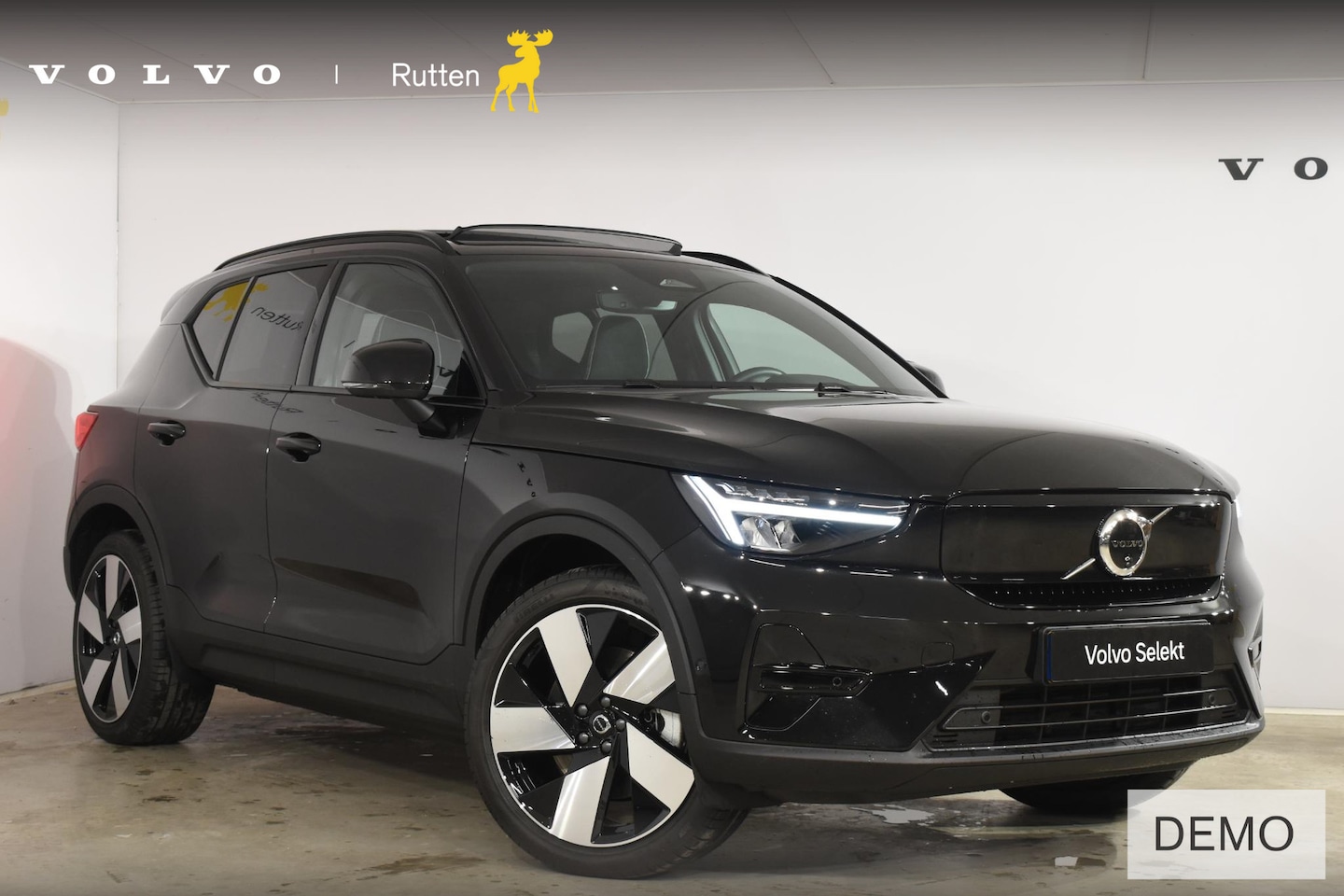 Volvo EX40 - Single Motor Extended Range Plus 82 kWh / Panoramadak / Harman Kardon / 360 camera / Micro - AutoWereld.nl