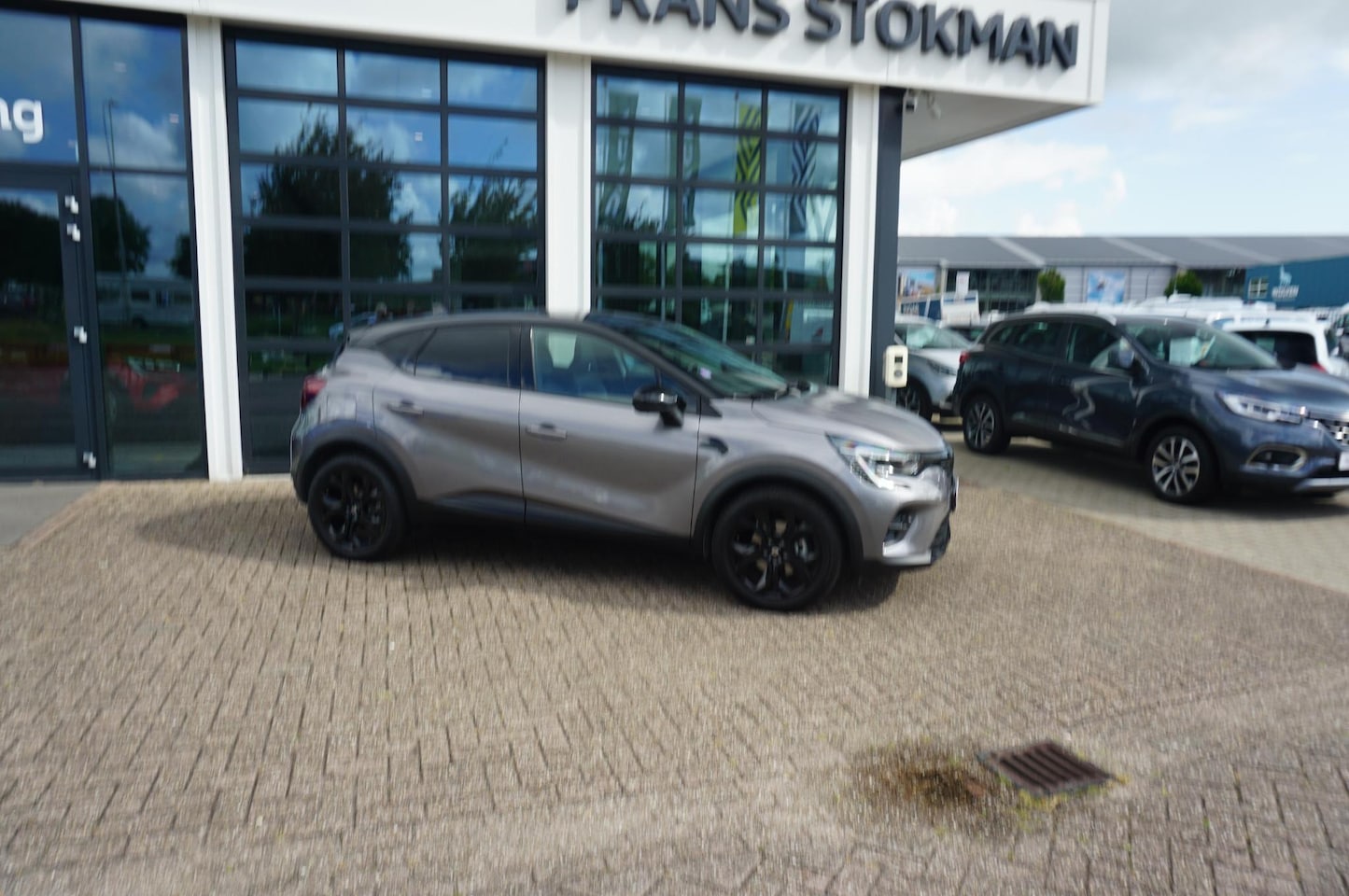 Renault Captur - 1.6 E-Tech Plug-in Hybrid 160 SL Rive Gauche 1.6 E-Tech plug-in hybrid 160 SL Rive Gauche - AutoWereld.nl
