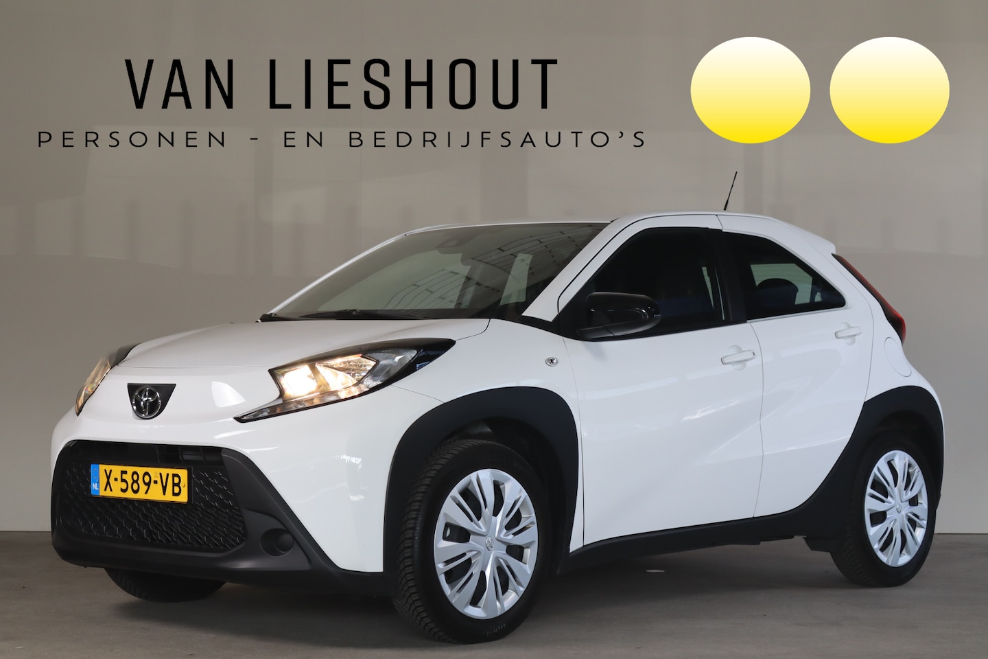 Toyota Aygo X - 1.0 VVT-i MT Play - NL- Auto!! - AutoWereld.nl