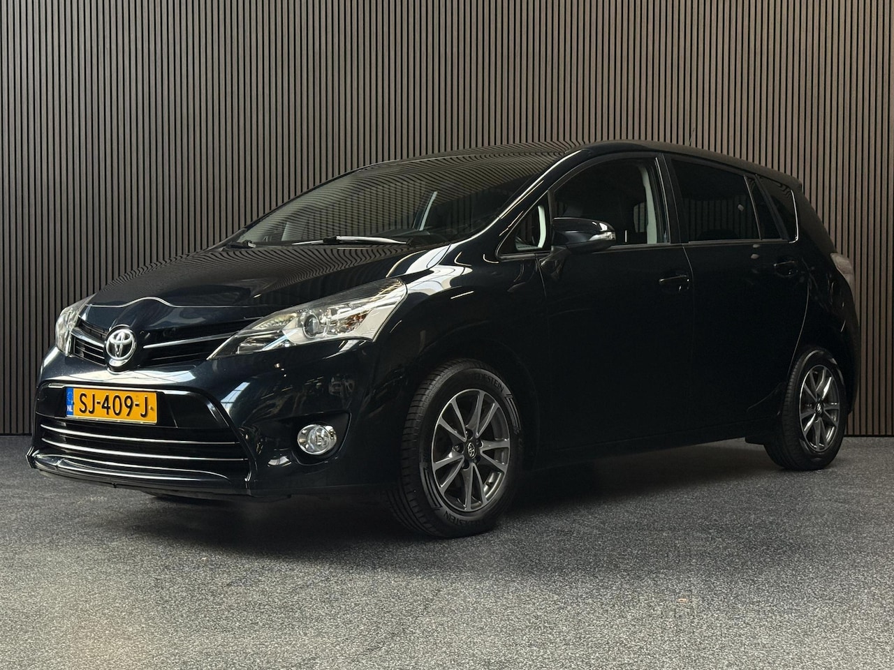 Toyota Verso - 1.6 VVT-i Aspiration | Camera | Stoelverwarming | Aant. onderhouden - AutoWereld.nl