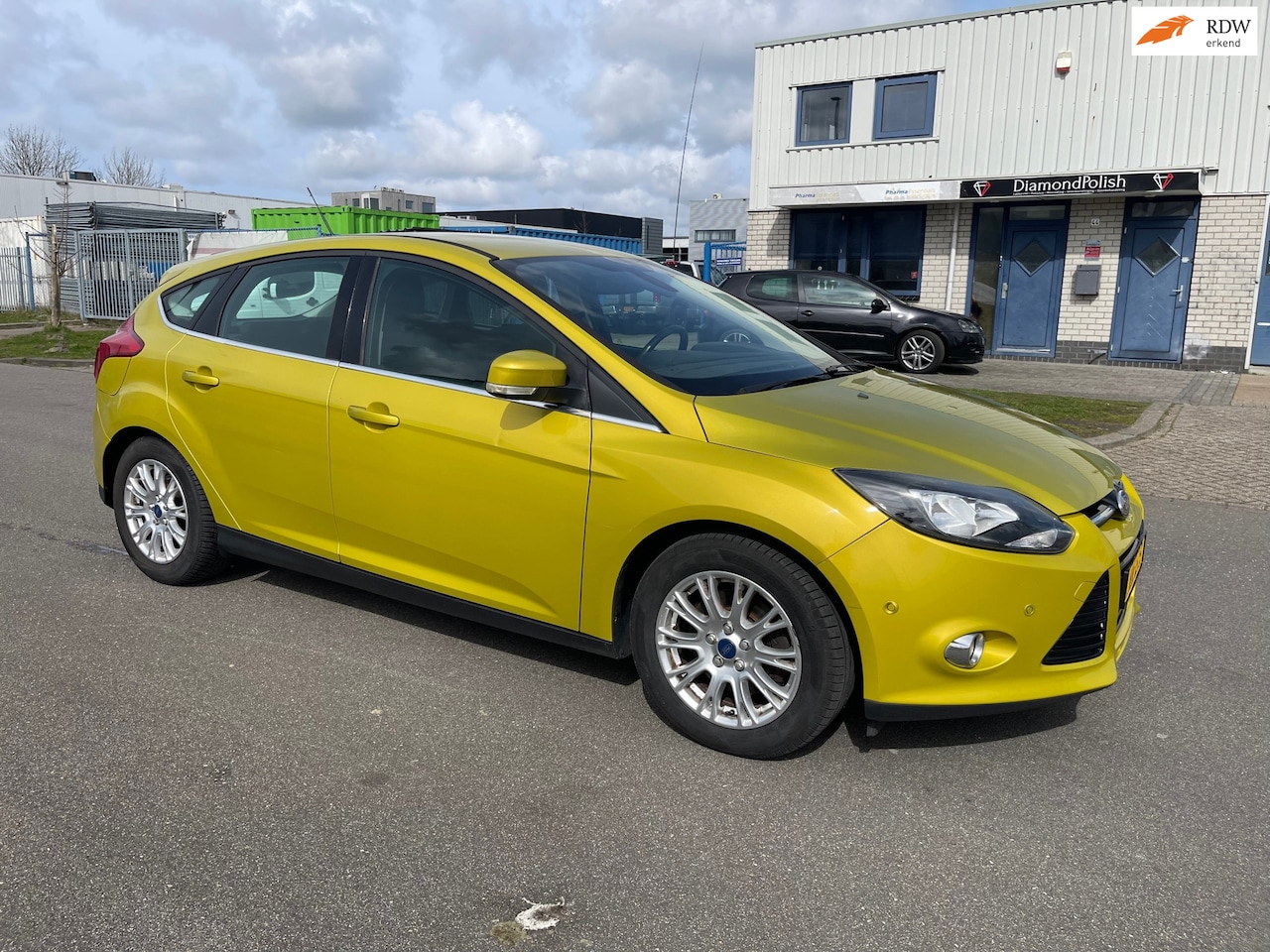 Ford Focus - 1.6 EcoBoost First Edition Bouwjaar 2011 zeer nette staat apk gekeurd - AutoWereld.nl