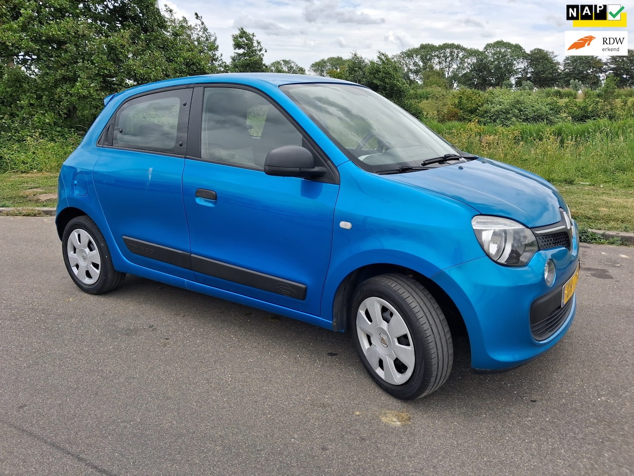 Renault Twingo - 1.0 SCe Authentique BJ 2015 APK Gekeurd AIRCO Zeet nette staat - AutoWereld.nl