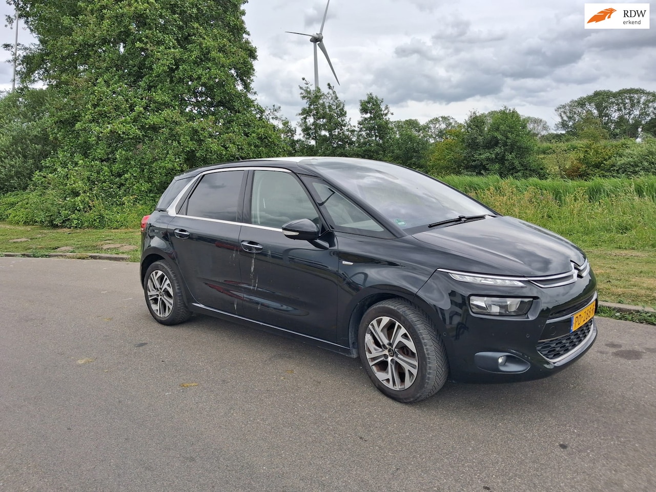 Citroën C4 Picasso - 1.6 HDi Exclusive bj 2014 zeer nette staat airco trekhaak Nieuwe APK - AutoWereld.nl