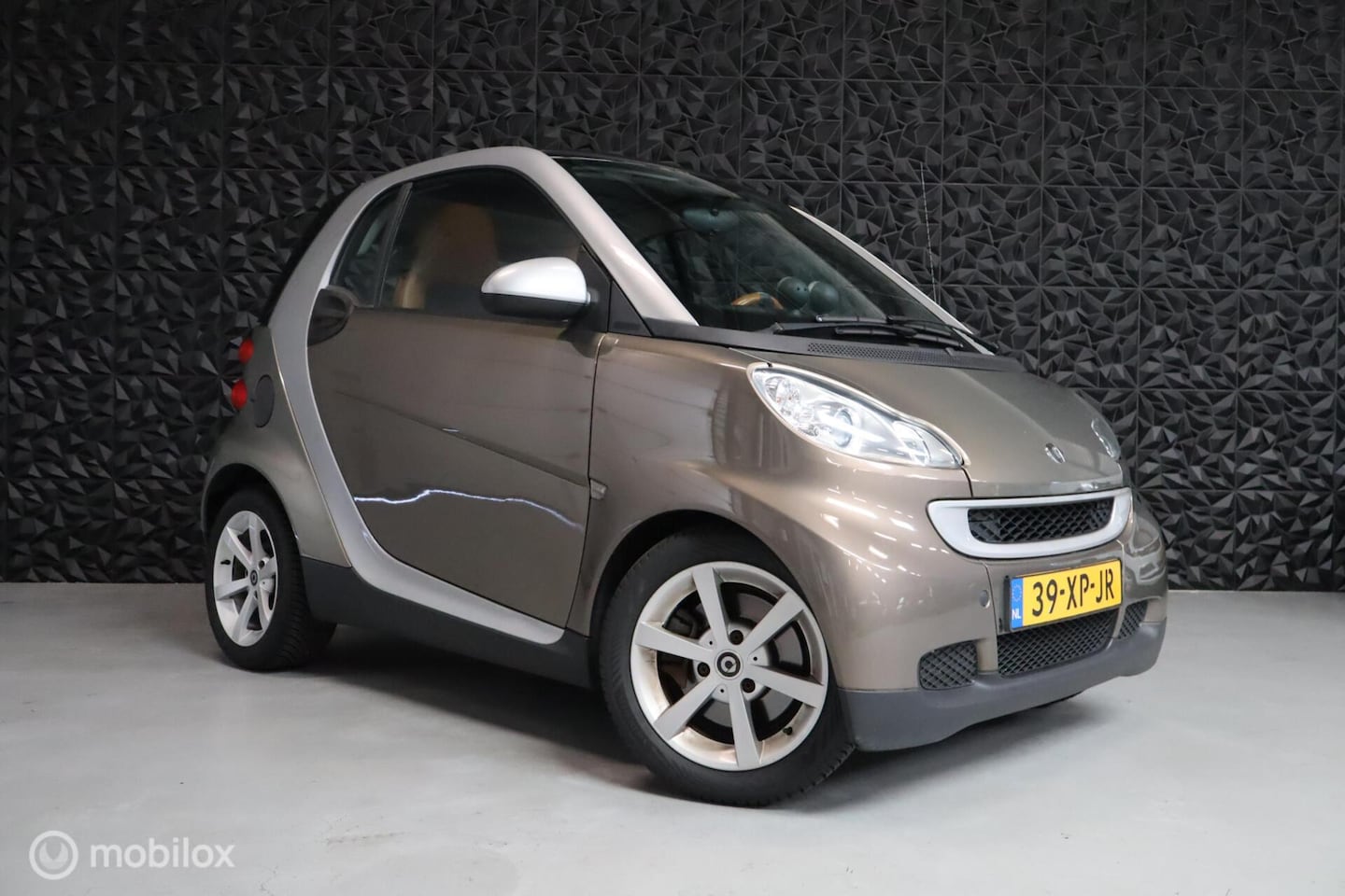 Smart Fortwo coupé - 1.0 Passion | Pano | AC | Stoelverwarming - AutoWereld.nl