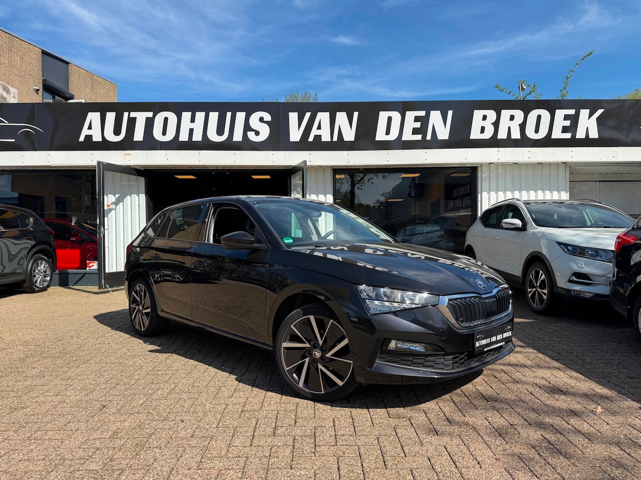 Skoda Scala - 1.0 TSI|116Pk|Xenon|Led|Navi|Carplay|Adaptive Cruise|Pdc|Lmv|Nw Apk - AutoWereld.nl