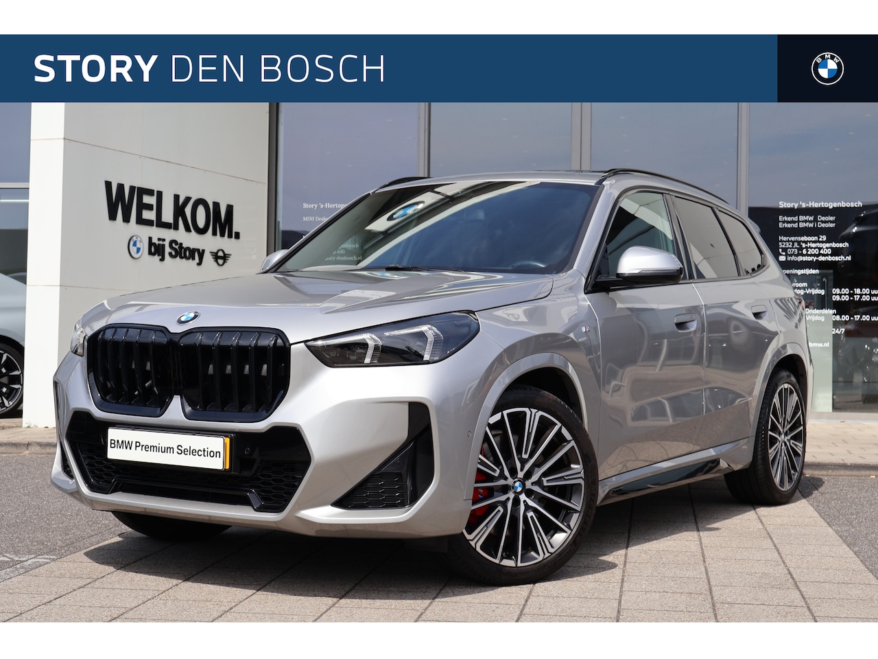BMW X1 - xDrive23i M Sport Automaat / Panoramadak / Adaptieve LED / Sportstoelen  / M Adaptief onde - AutoWereld.nl