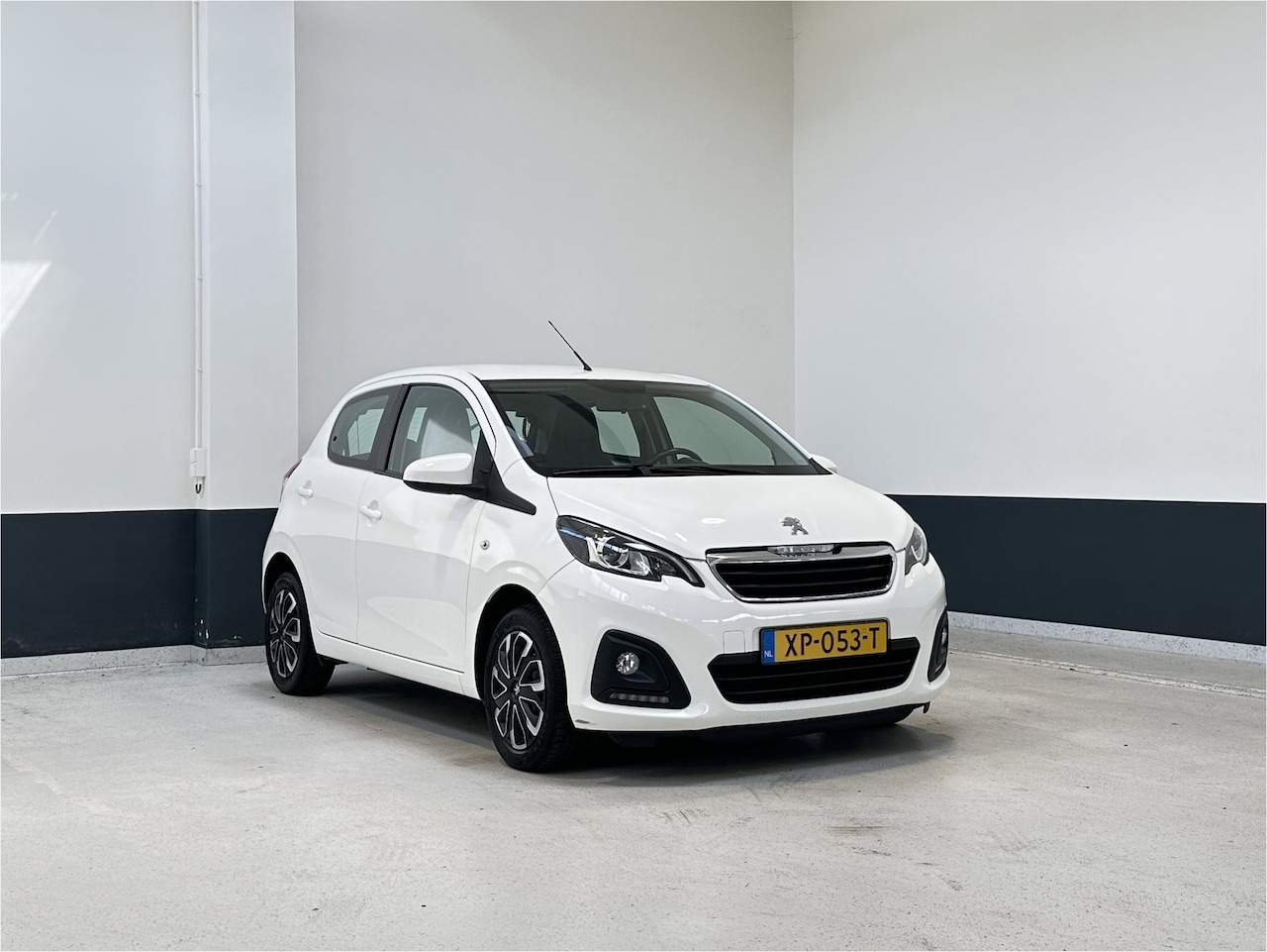Peugeot 108 - 1.0 e-VTi Active Automaat | Bluetooth | NL | Radio| C.V | Elec ramen|2 Eig| - AutoWereld.nl