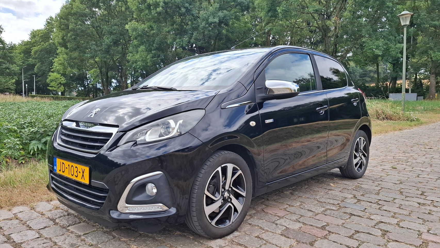 Peugeot 108 - 1.0 e-VTi Envy - AutoWereld.nl