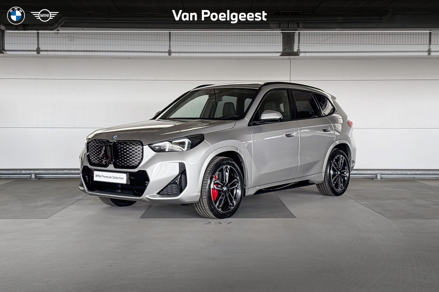 BMW iX1 - eDrive20 67 kWh M Sport Edition eDrive20 67 kWh M Sport Edition - AutoWereld.nl