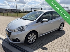 Peugeot 208 - 1.2 PureTech Blue Lion