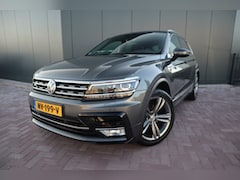 Volkswagen Tiguan - 1.4 TSI ACT R-LINE Highline Automaat Panoramadak Advance Pakket Electrische achterklep Afn