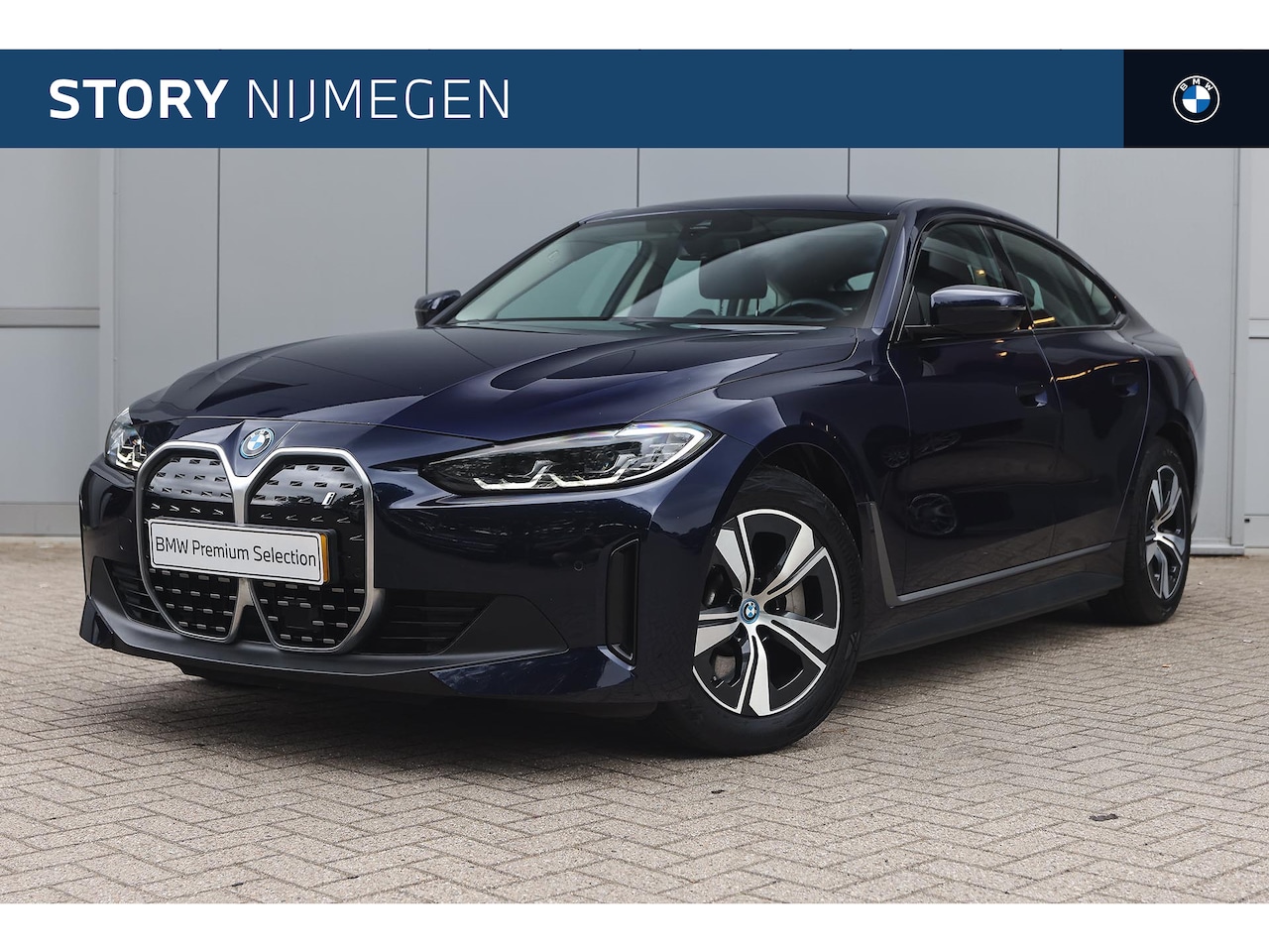 BMW i4 - eDrive40 High Executive / Trekhaak / Achteruitrijcamera / Stoelverwarming / Live Cockpit P - AutoWereld.nl