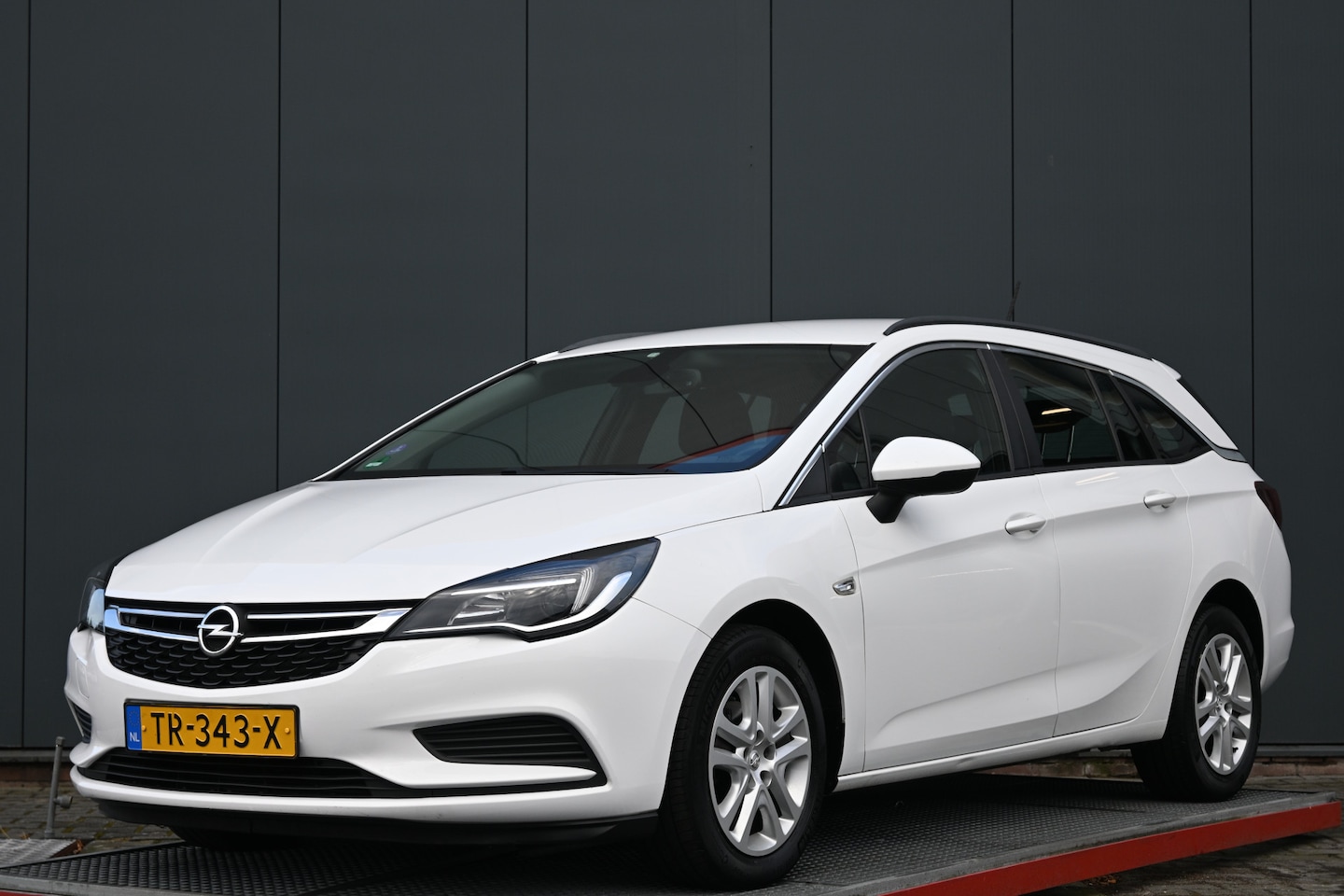 Opel Astra Sports Tourer - 1.0 Turbo Business 1.0 Turbo Business+ - AutoWereld.nl