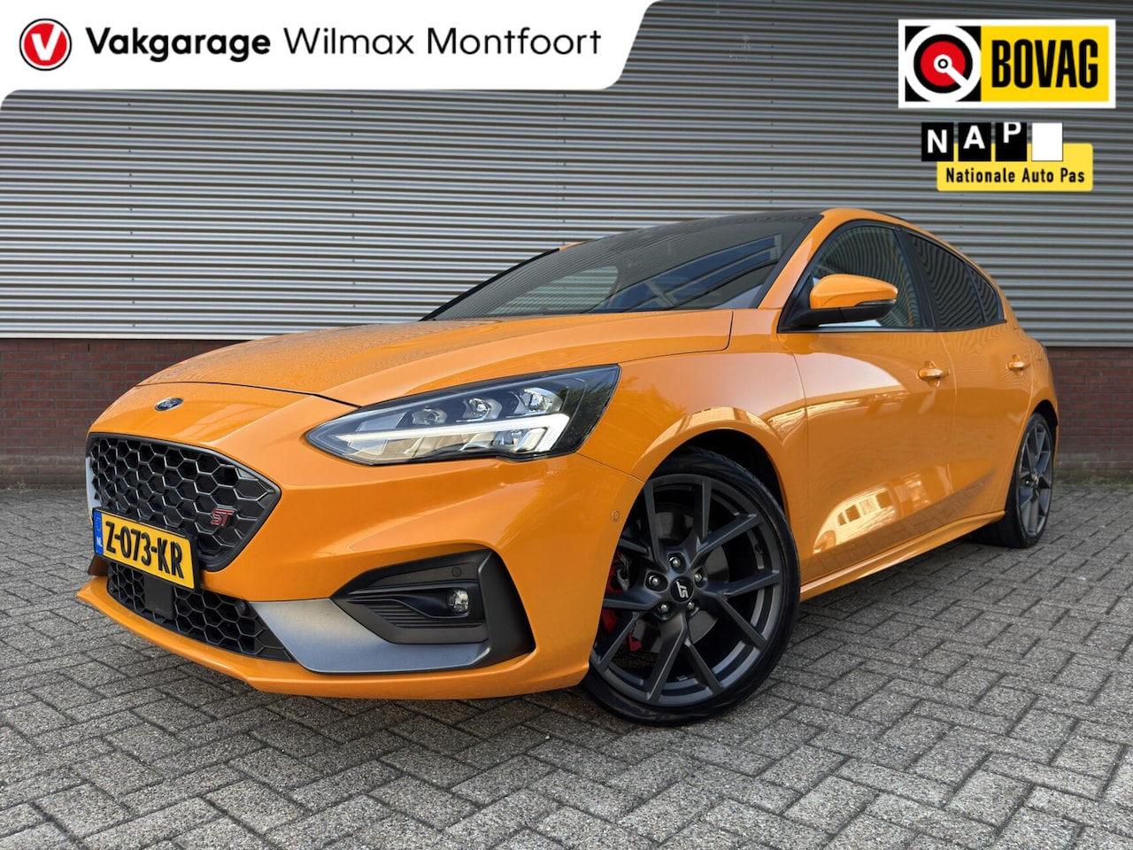Ford Focus - 2.3 EcoBoost ST-X|Pano|Camera|Orange Fury|B&O|Winterpack|BLIS| - AutoWereld.nl