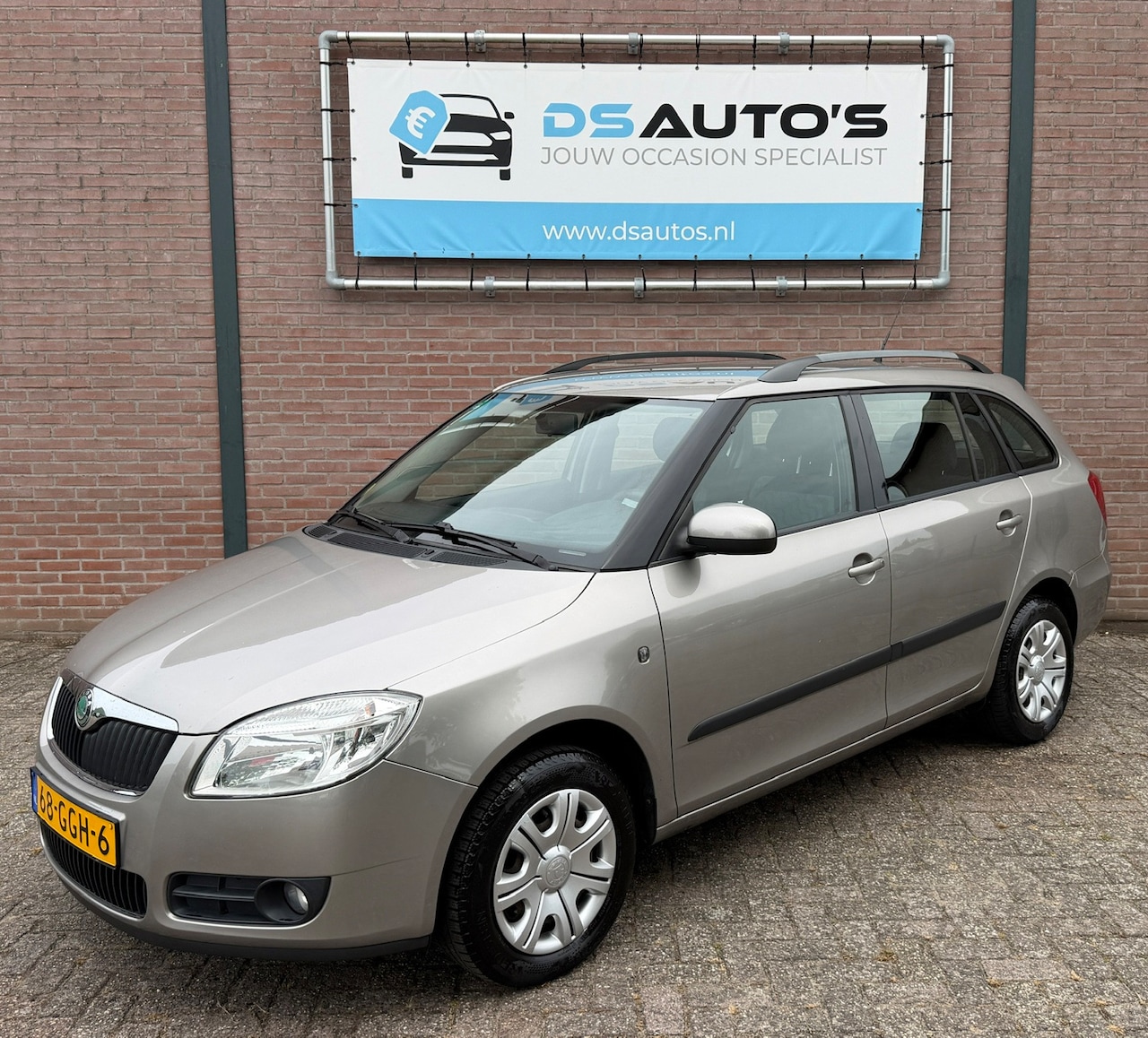 Skoda Fabia Combi - 1.4-16V Ambiente 1.4-16V Ambiente - AutoWereld.nl