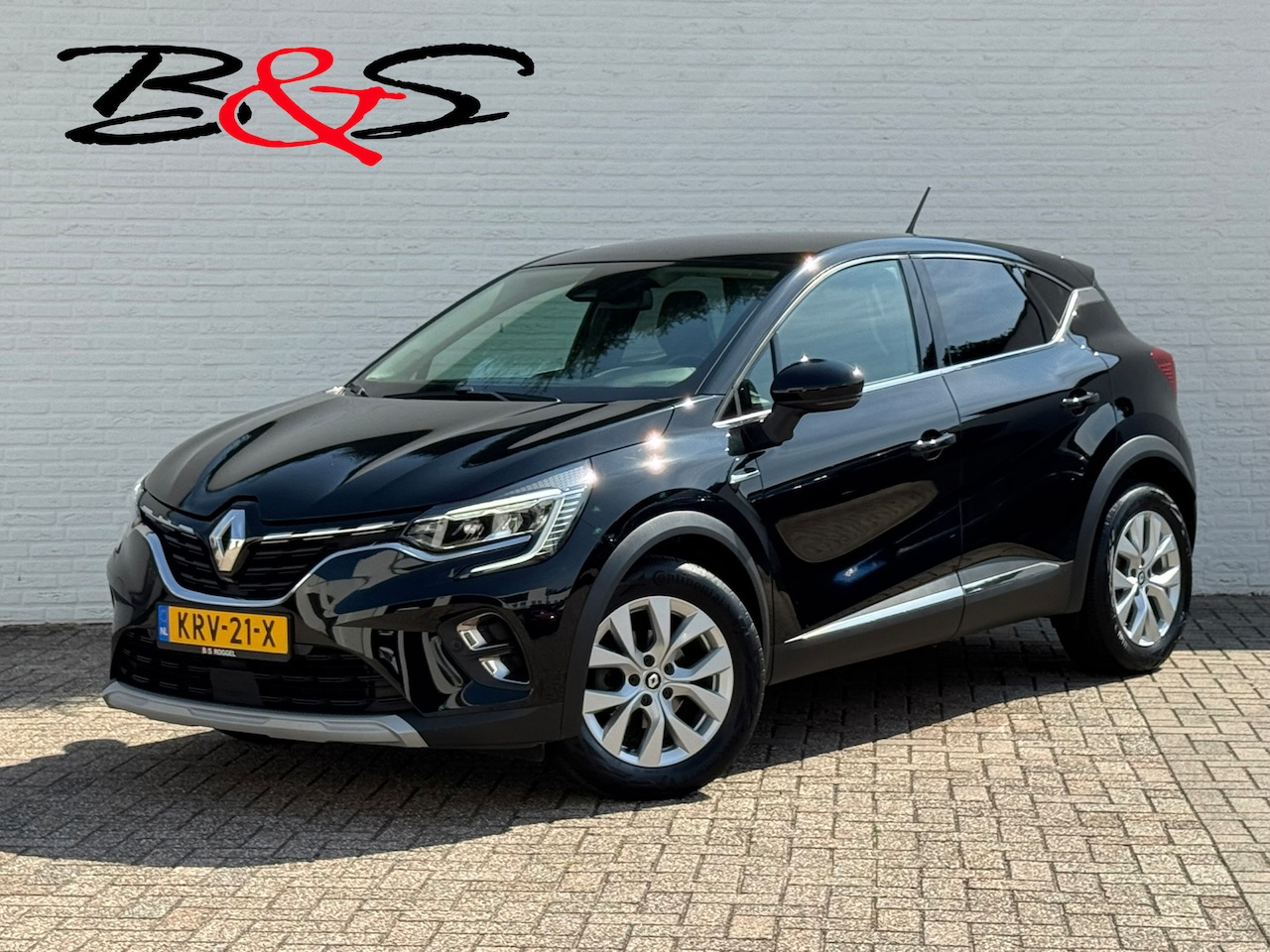 Renault Captur - 1.3 TCe 140 Intens Automaat Navi Carplay Clima Camera PDC V+A - AutoWereld.nl