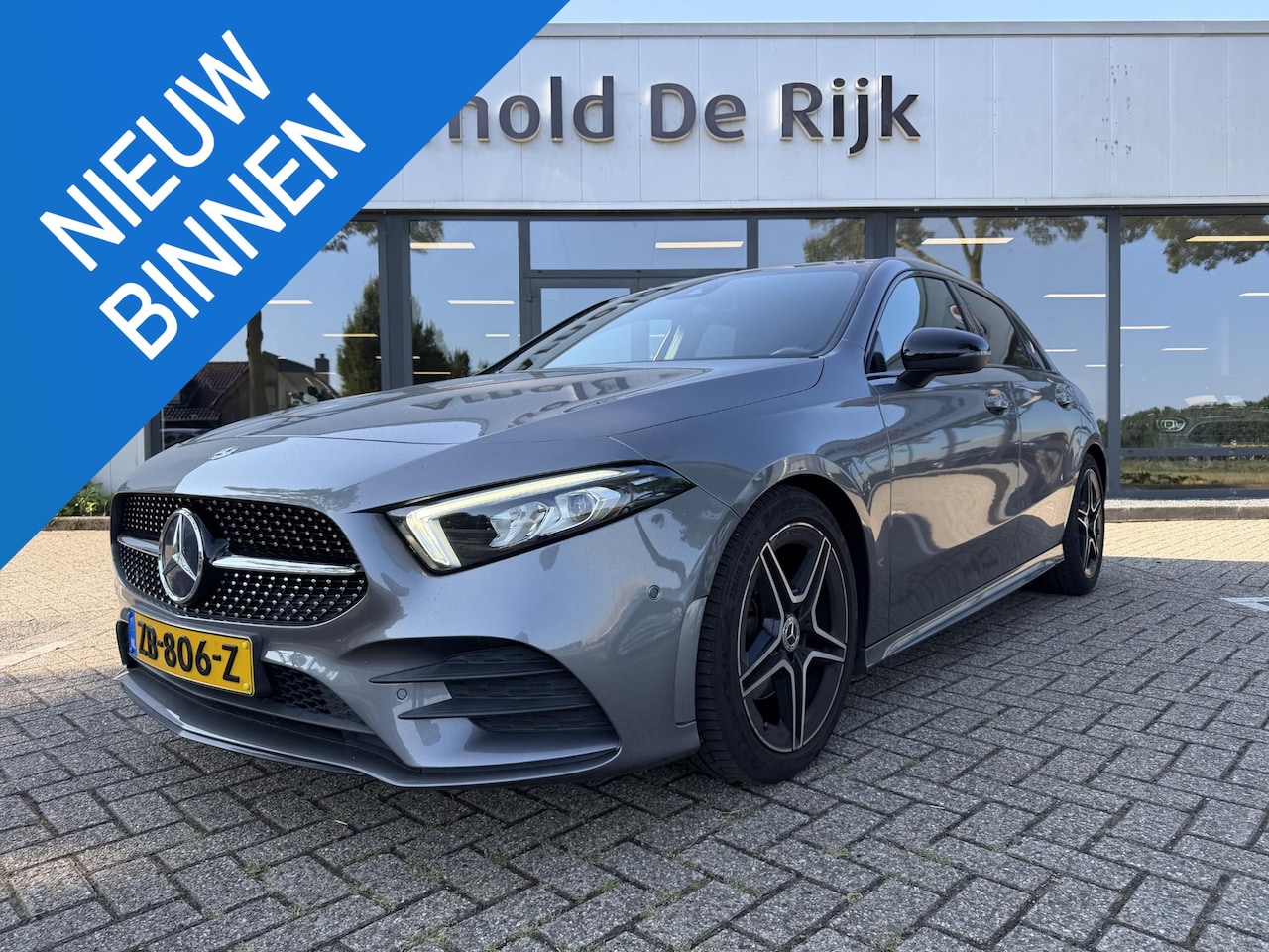 Mercedes-Benz A-klasse - 180 Business Solution AMG Night Upgrade 180 Business Solution AMG Night Upgrade - AutoWereld.nl