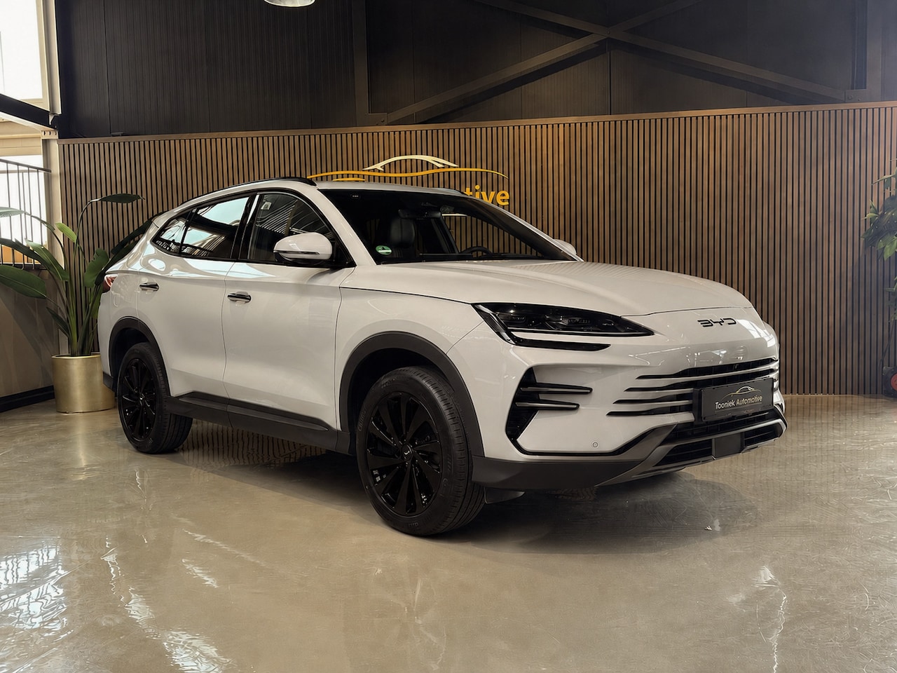 BYD Seal U - NIEUW BINNEN BLACK EDITION 1.5 DM U Boost PANORAMADAK FULL OPTIONS UNIEK - AutoWereld.nl