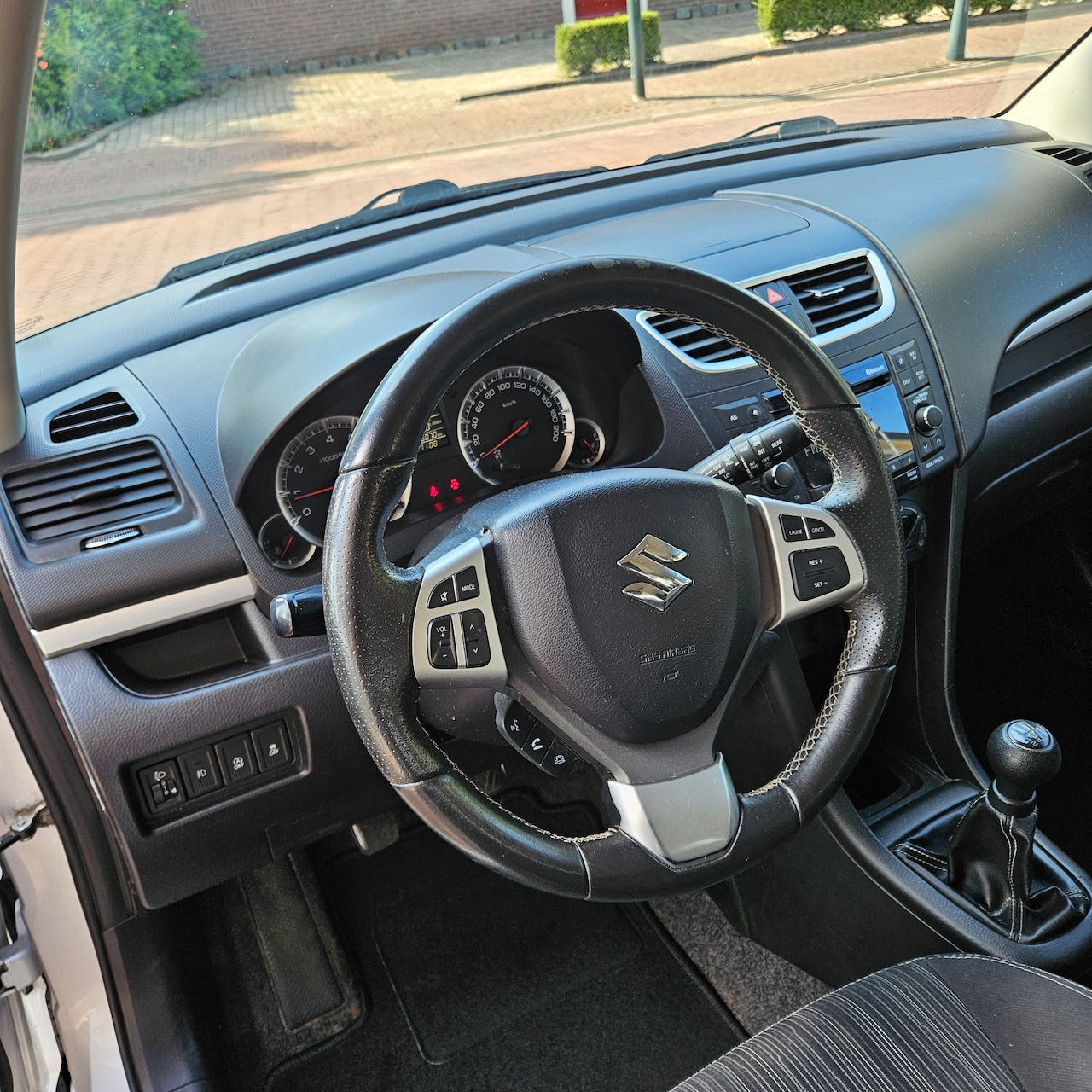 Suzuki Swift - 1.2 Exclusive EASSS