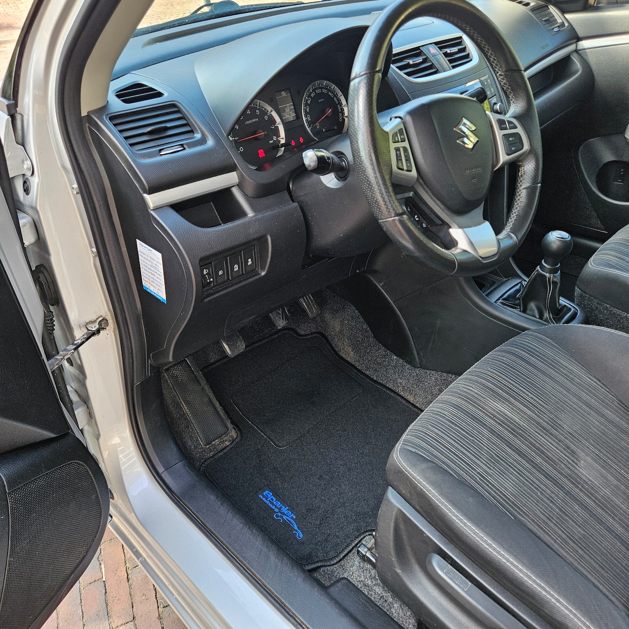 Suzuki Swift - 1.2 Exclusive EASSS