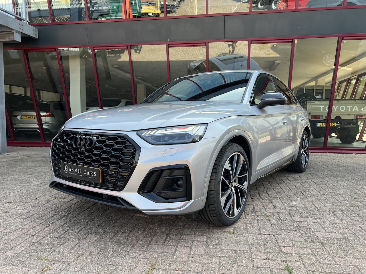 Audi Q5 Sportback - 55 TFSI e S edition | Audi Sport | Luchtvering | Pano | Keyless | Camera | PDC | ACC | Led - AutoWereld.nl