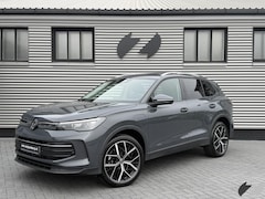 Volkswagen Tiguan - 1.5 eHybrid |Pano|Trekhaak|ACC|