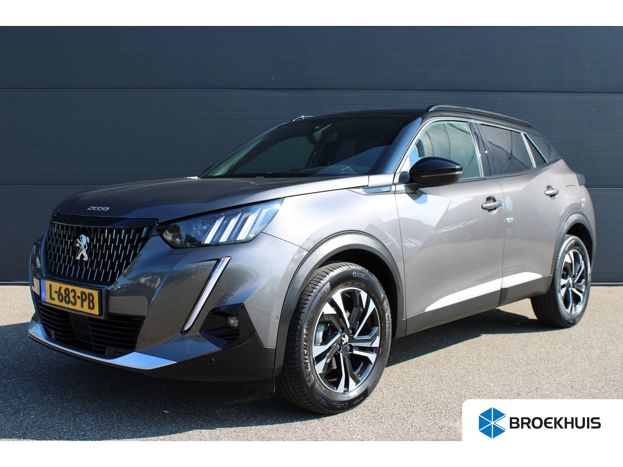 Peugeot 2008 - 1.2 PureTech GT | Navigatie | Camera | Apple carplay | Full LED | NL auto | Parkeersensore - AutoWereld.nl