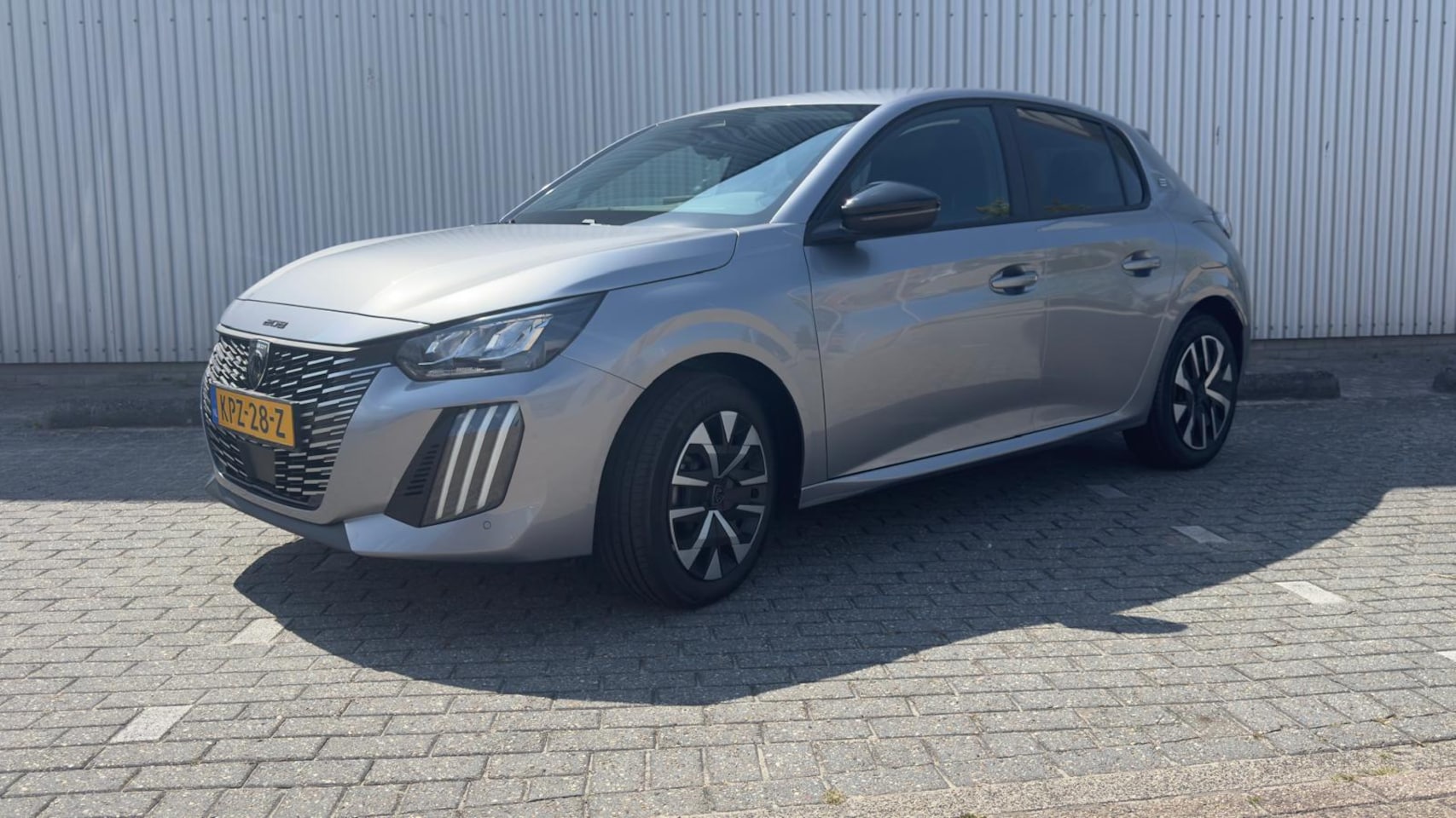 Peugeot e-208 - EV Business 50 kWh EV Business 50 kWh - AutoWereld.nl