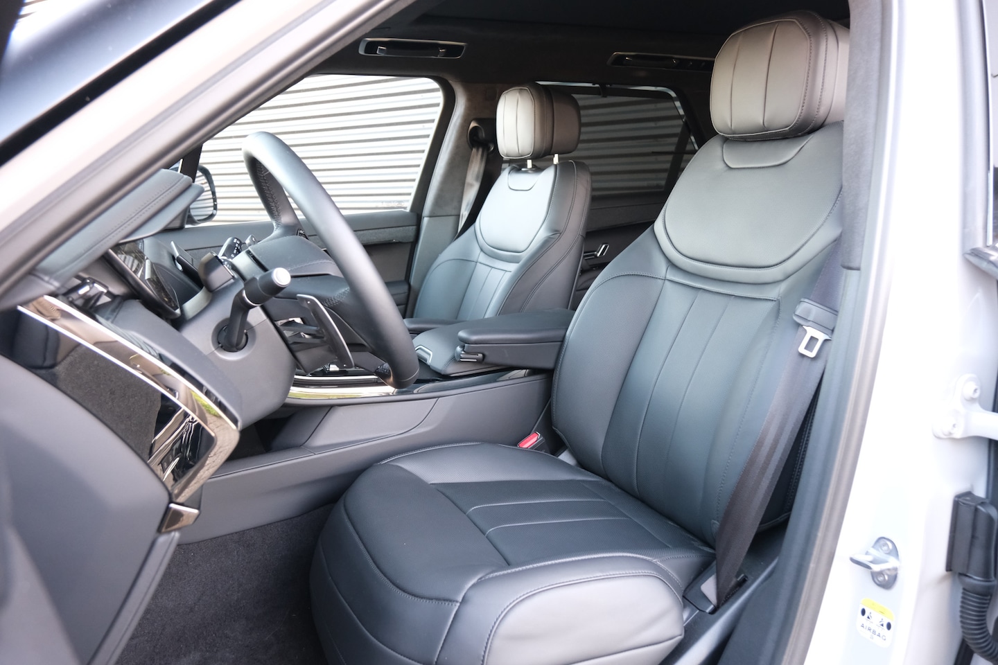 Land Rover Range Rover Sport - 3.0 P550e Autobiography | NP € 165.341,- | SV 23'' Carbon | Comfort Pack | - AutoWereld.nl