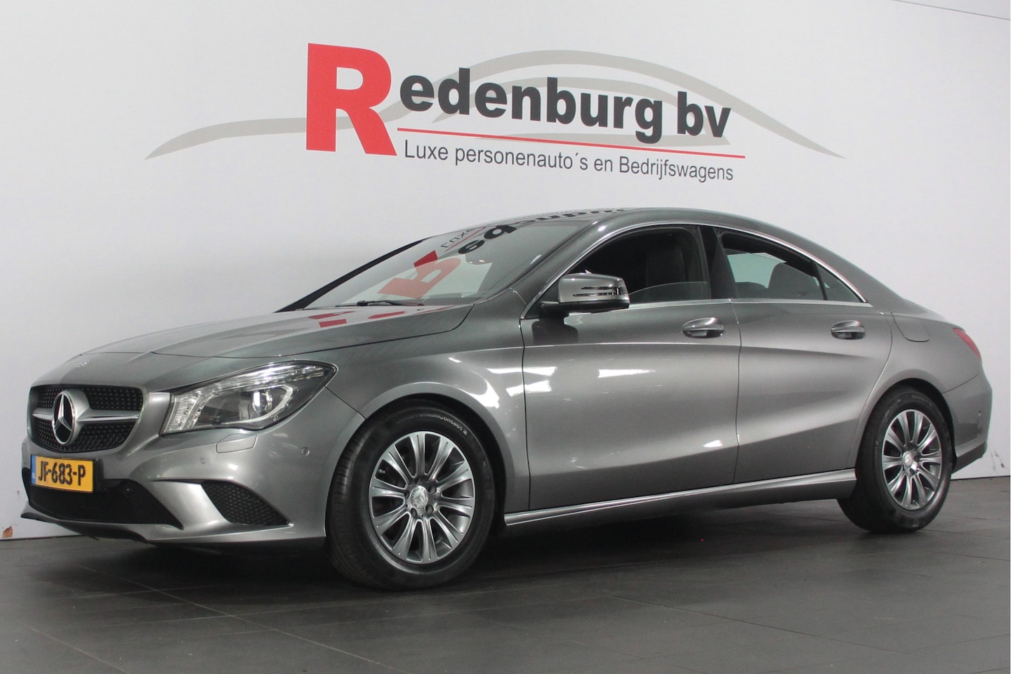 Mercedes-Benz CLA-Klasse - 180 Ambition - Navi / Bluetooth / PDC - AutoWereld.nl