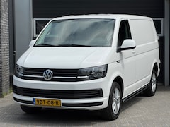 Volkswagen Transporter - 2.0 TDI L1H1 Highline Trekhaak, Camera, Navi, NAP