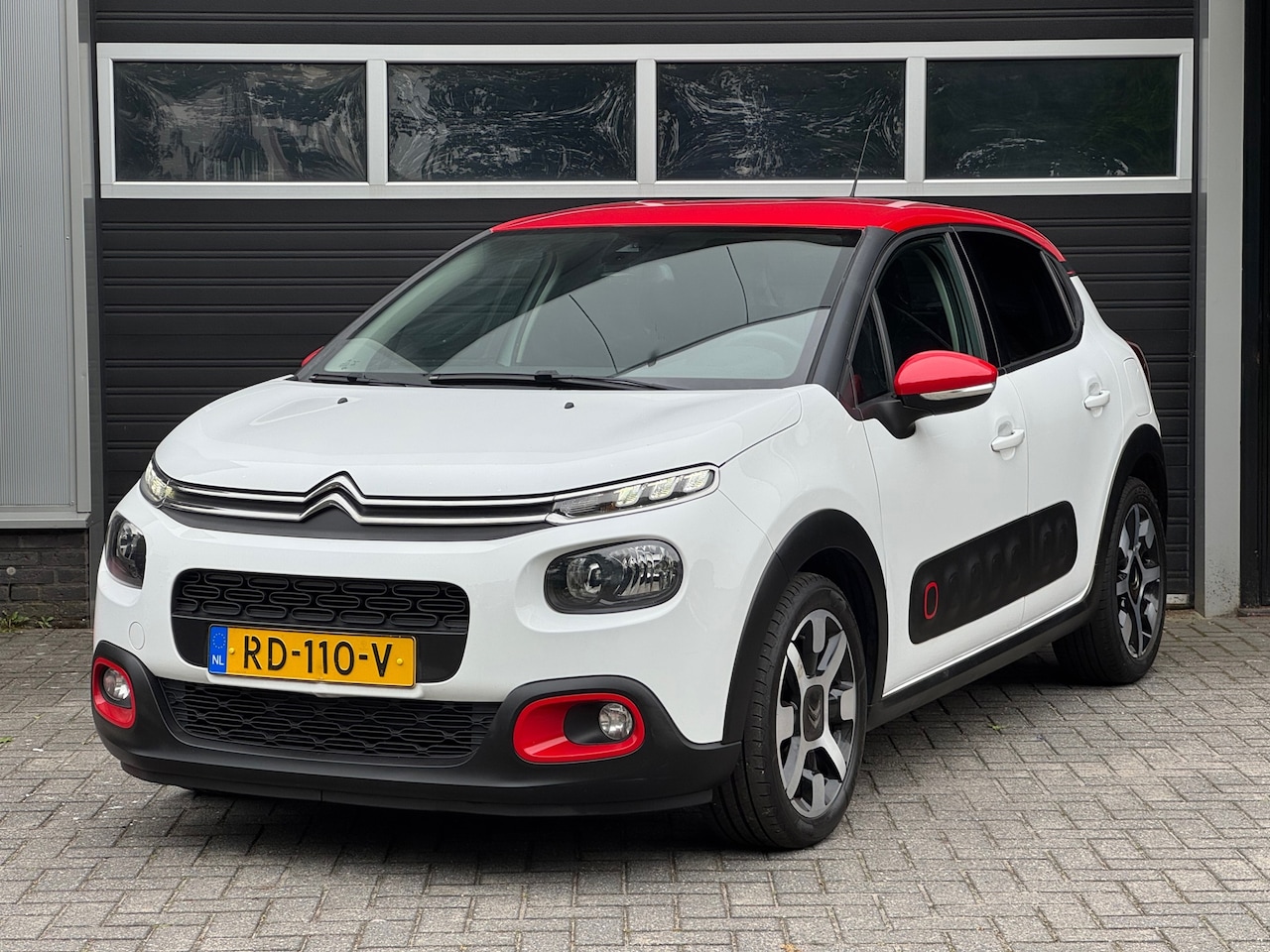 Citroën C3 - 1.6 BlueHDi Shine Navi, Camera, Cruise, NAP - AutoWereld.nl