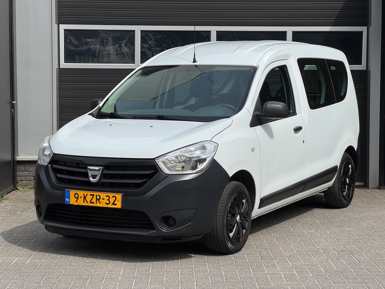 Dacia Dokker - 1.2 Tce Ambiance 1.2 TCe Ambiance - AutoWereld.nl