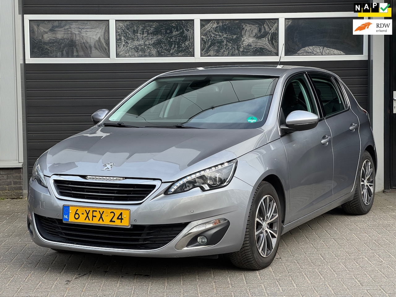 Peugeot 308 - 1.6 THP Allure Xenon/Led, Cruise, Climate Control, NAP - AutoWereld.nl