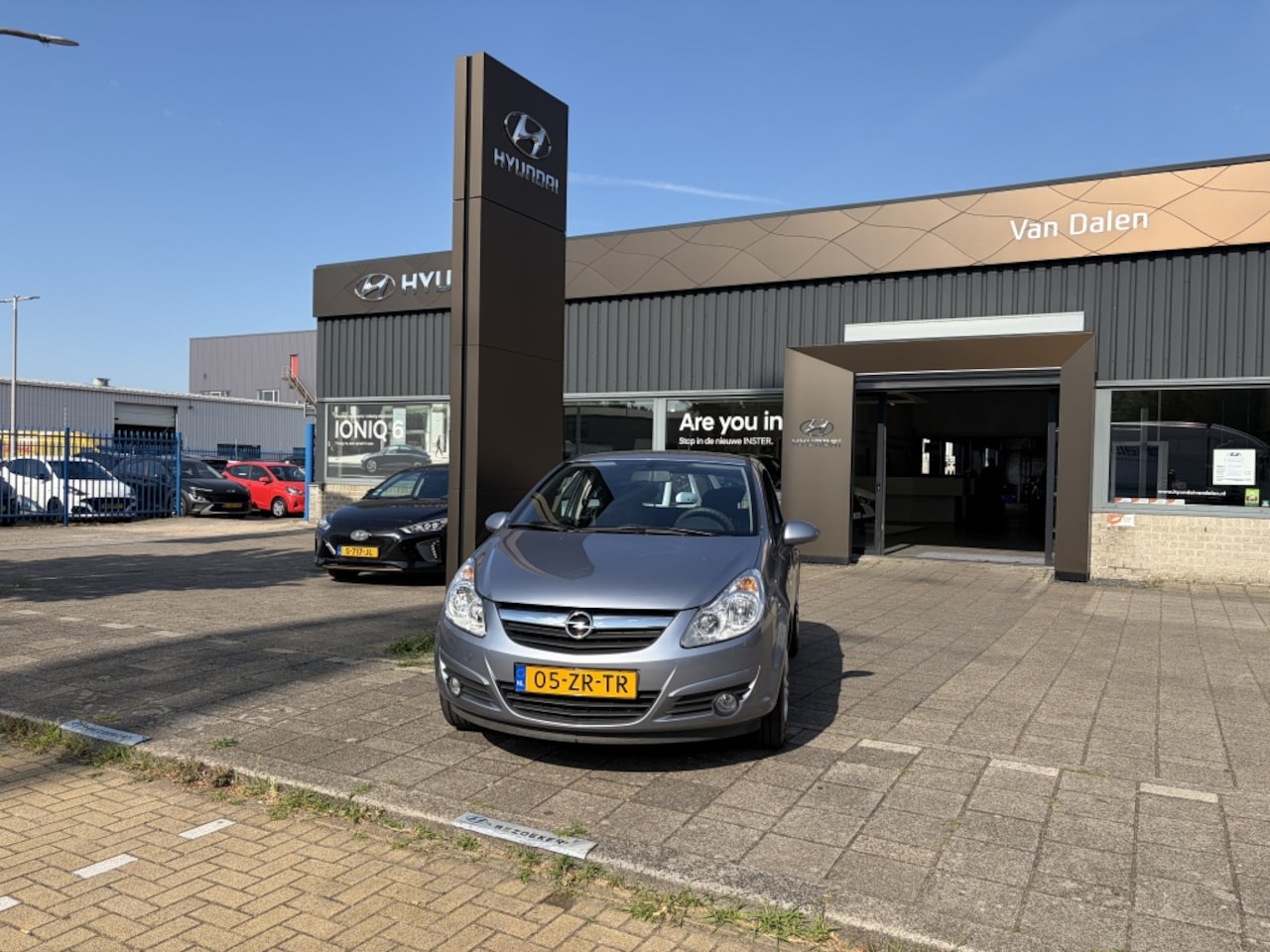 Opel Corsa - 1.4-16V Sport 1e eigenaar*RIJKLAARPRIJS* - AutoWereld.nl