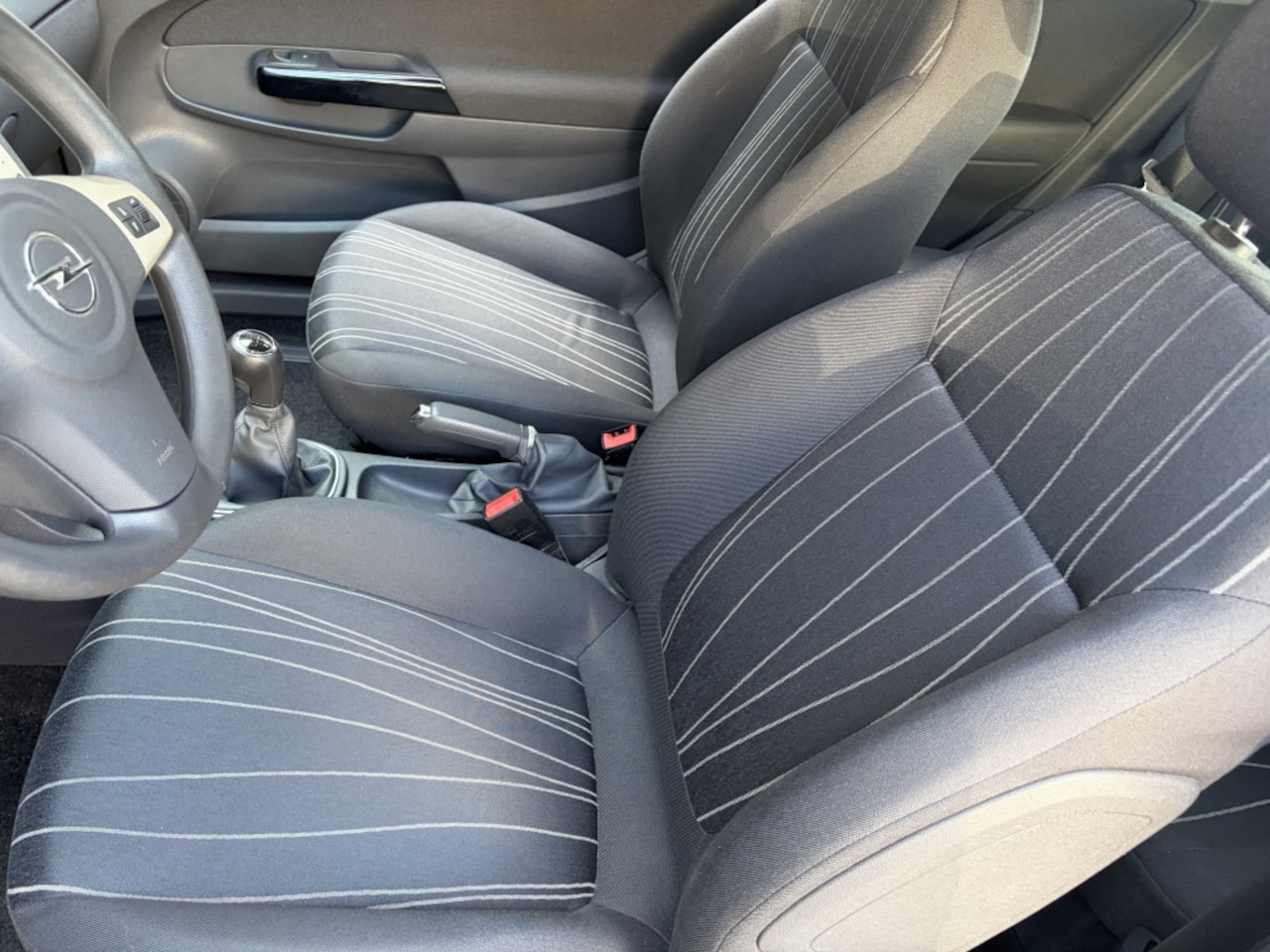 Opel Corsa - 1.4-16V Sport 1e eigenaar*RIJKLAARPRIJS*
